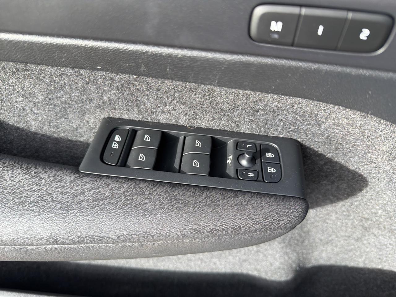 2023 Volvo C40 Recharge Pure Electric Twin Plus Bend OR