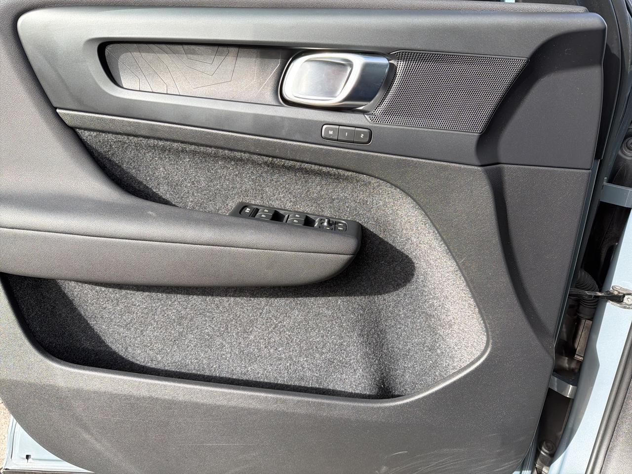 2023 Volvo C40 Recharge Pure Electric Twin Plus Bend OR