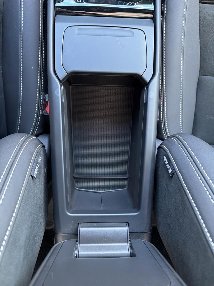 2023 Volvo C40 Recharge Pure Electric Twin Plus Bend OR