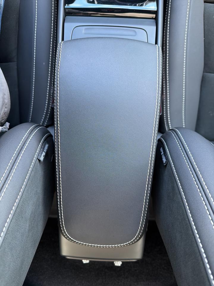 2023 Volvo C40 Recharge Pure Electric Twin Plus Bend OR