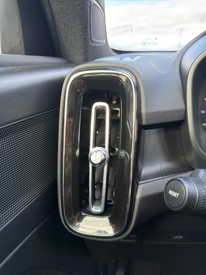 2023 Volvo C40 Recharge Pure Electric Twin Plus Bend OR