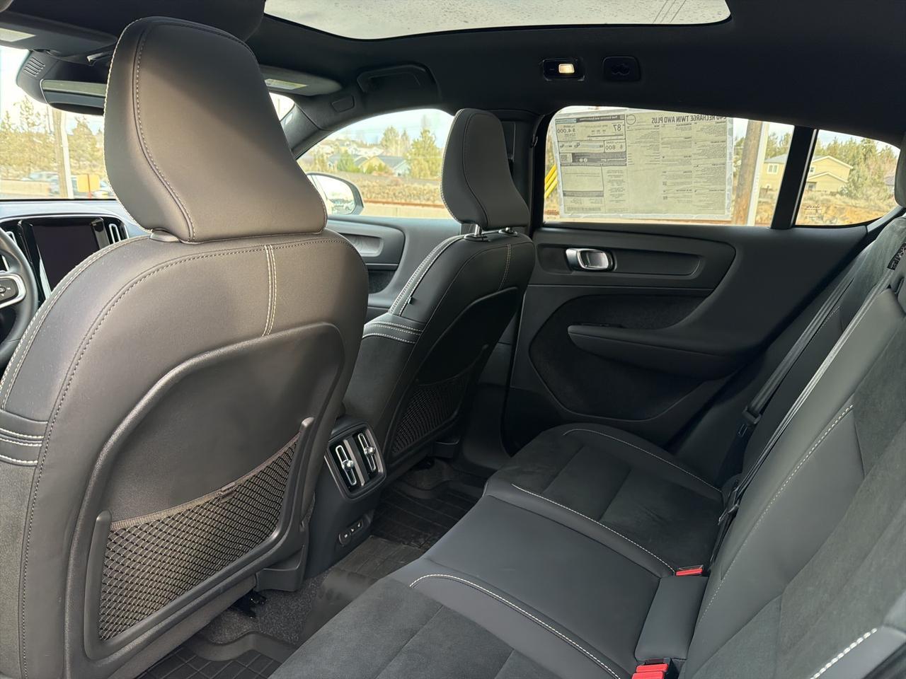 2023 Volvo C40 Recharge Pure Electric Twin Plus Bend OR