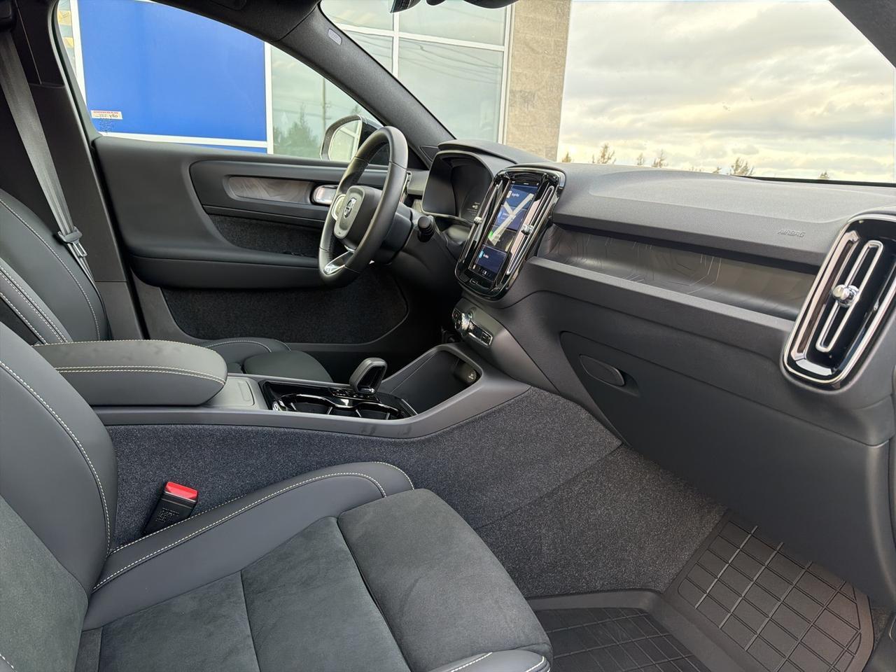 2023 Volvo C40 Recharge Pure Electric Twin Plus Bend OR