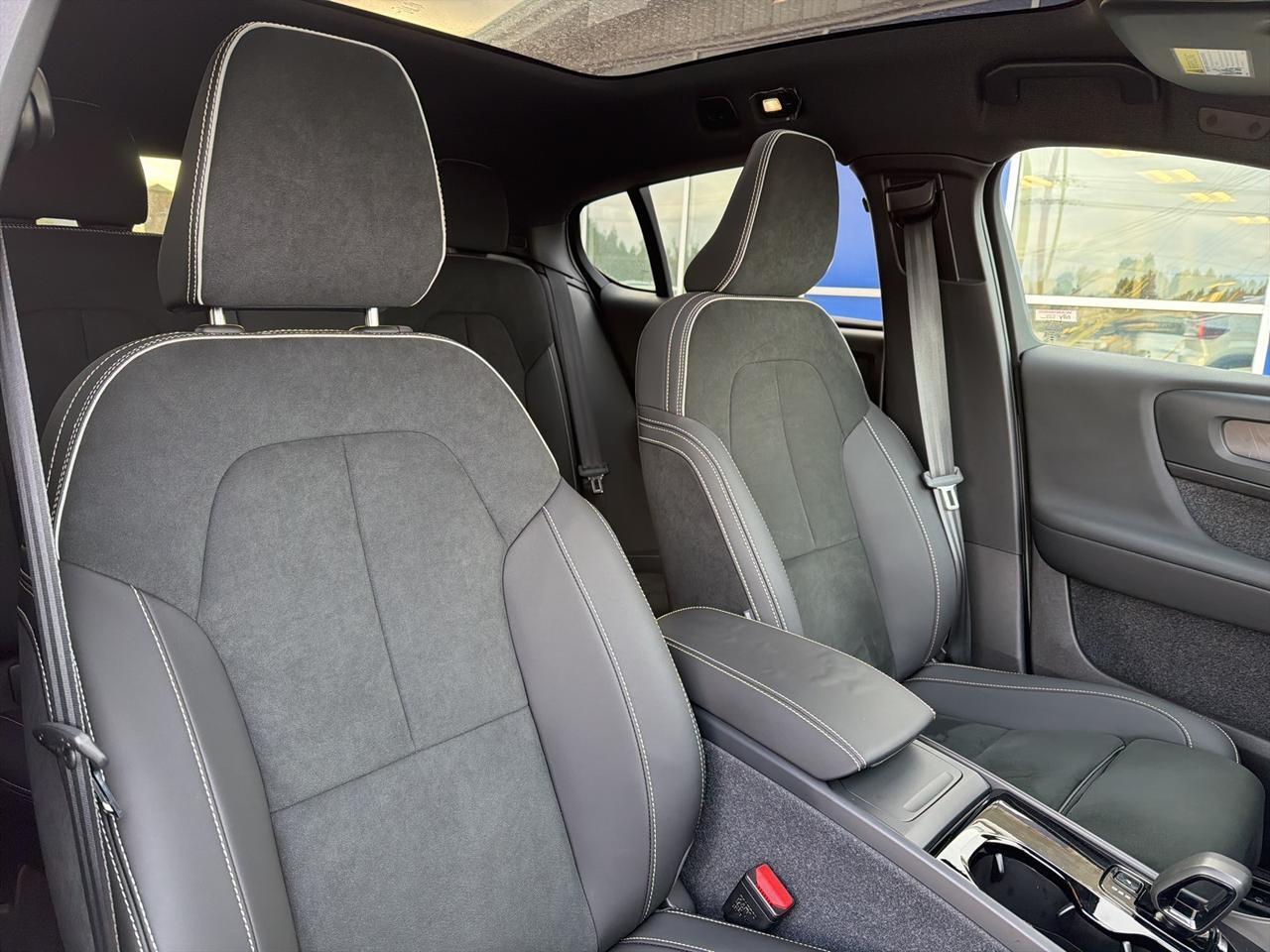 2023 Volvo C40 Recharge Pure Electric Twin Plus Bend OR