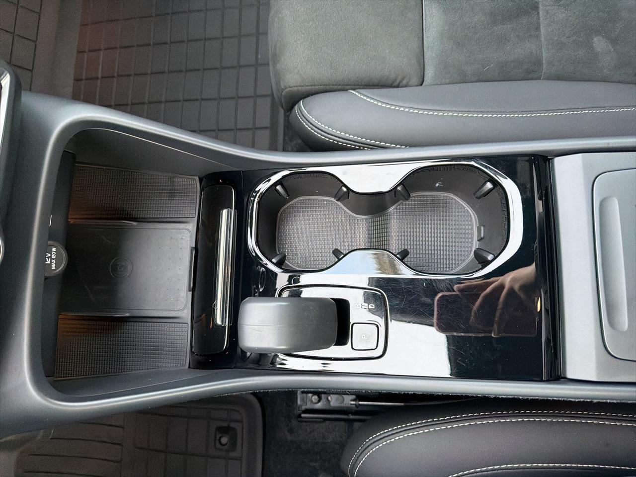 2023 Volvo C40 Recharge Pure Electric Twin Plus Bend OR