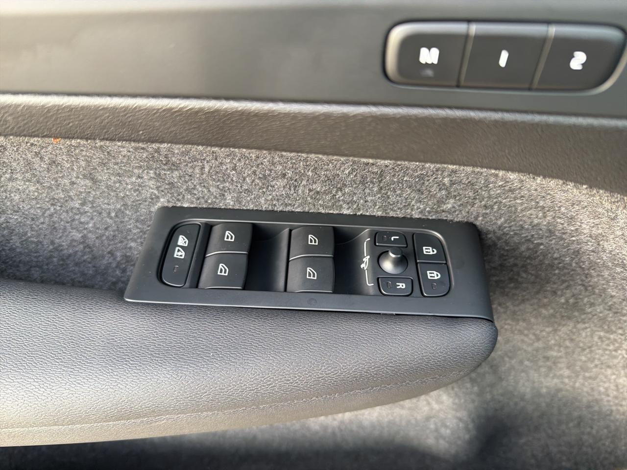 2023 Volvo C40 Recharge Pure Electric Twin Plus Bend OR