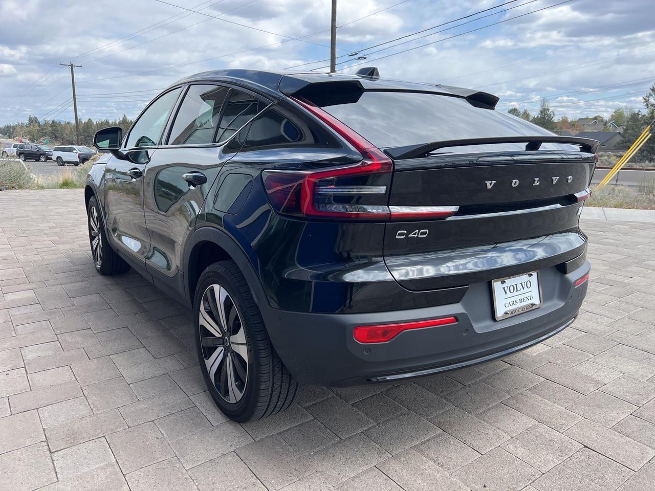 2023 Volvo C40 Recharge Pure Electric Twin Plus Bend OR
