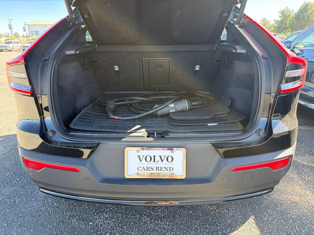 2023 Volvo C40 Recharge Pure Electric Twin Plus Bend OR