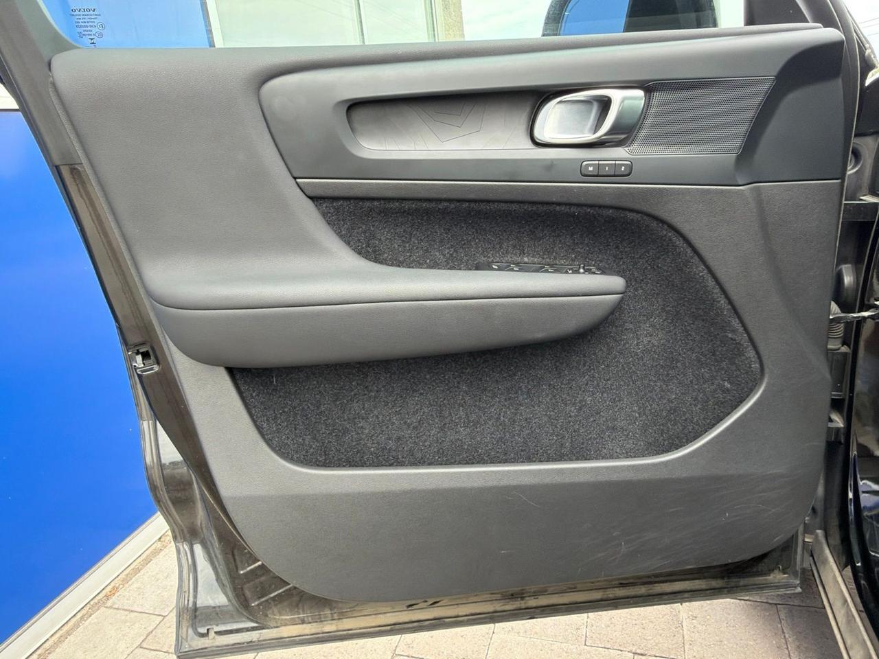 2023 Volvo C40 Recharge Pure Electric Twin Plus Bend OR