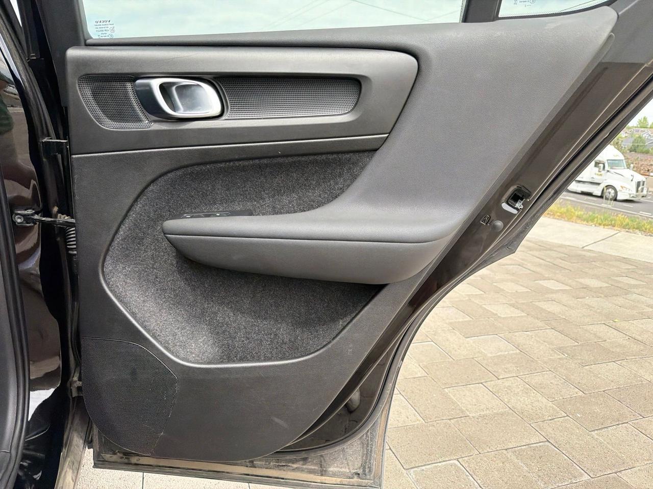 2023 Volvo C40 Recharge Pure Electric Twin Plus Bend OR