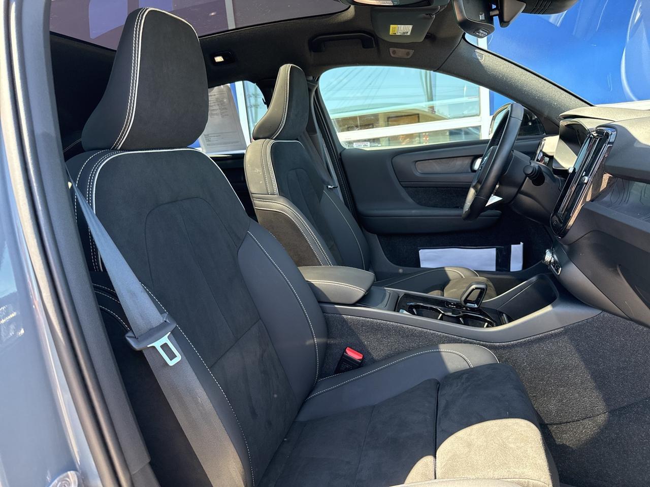2023 Volvo C40 Recharge Pure Electric Twin Plus Bend OR