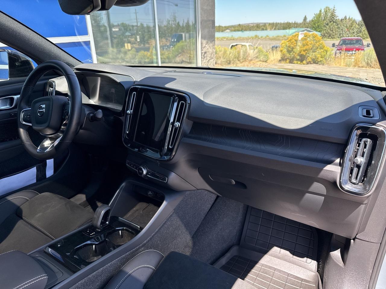 2023 Volvo C40 Recharge Pure Electric Twin Plus Bend OR