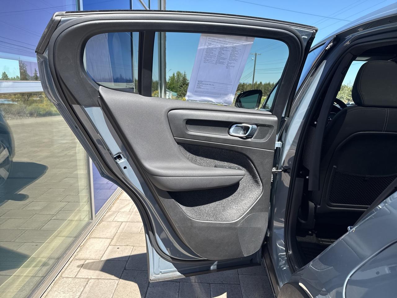 2023 Volvo C40 Recharge Pure Electric Twin Plus Bend OR