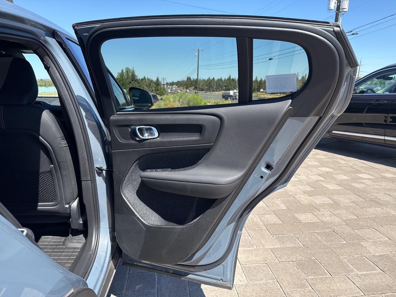 2023 Volvo C40 Recharge Pure Electric Twin Plus Bend OR