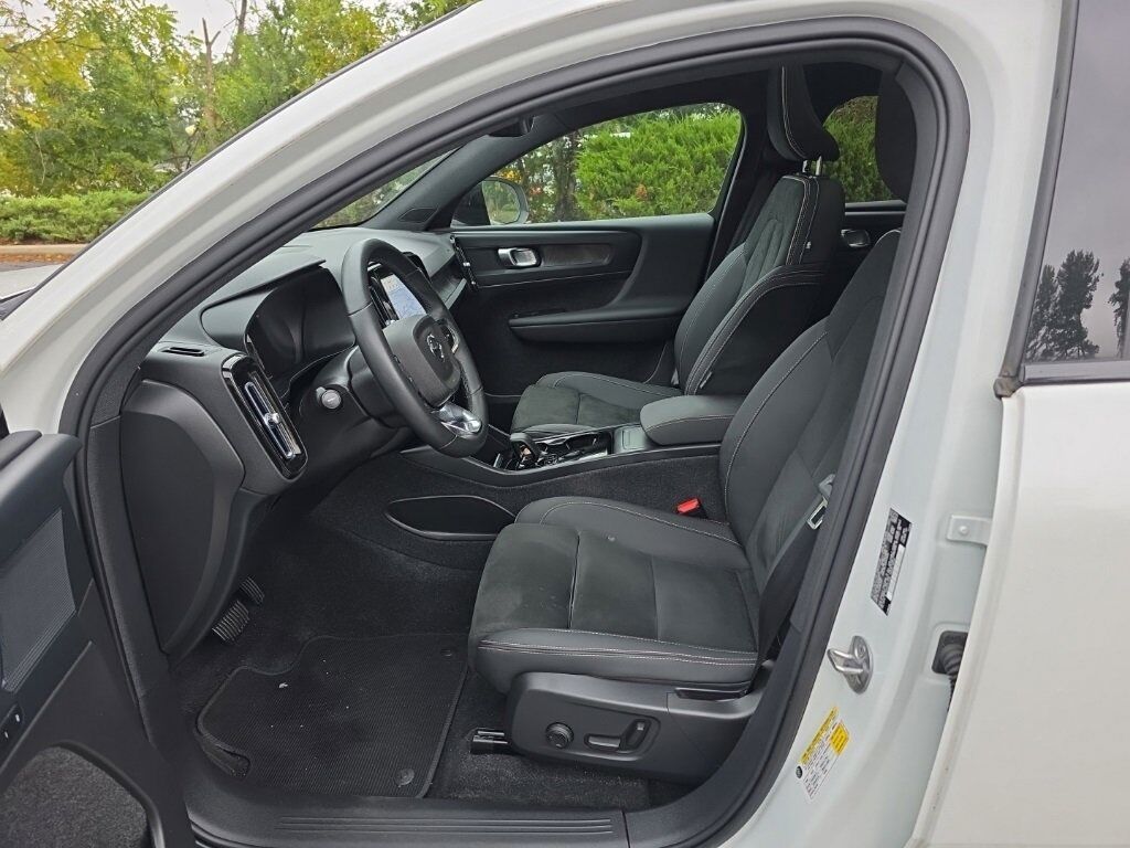 2023 Volvo C40 Recharge Pure Electric Twin Plus Hunt Valley MD