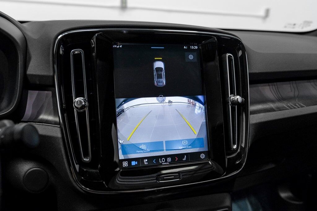 2023 Volvo C40 Recharge Ultimate photo 22