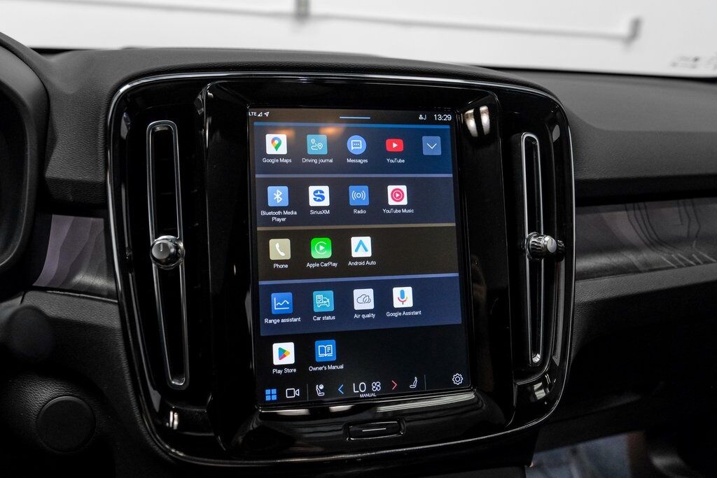 2023 Volvo C40 Recharge Ultimate photo 27