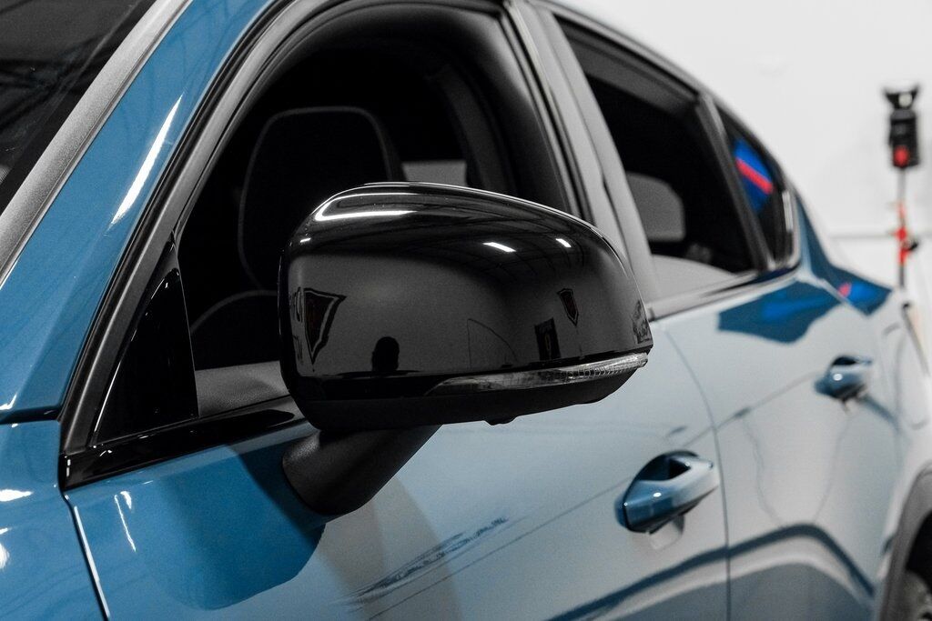 2023 Volvo C40 Recharge Ultimate photo 36