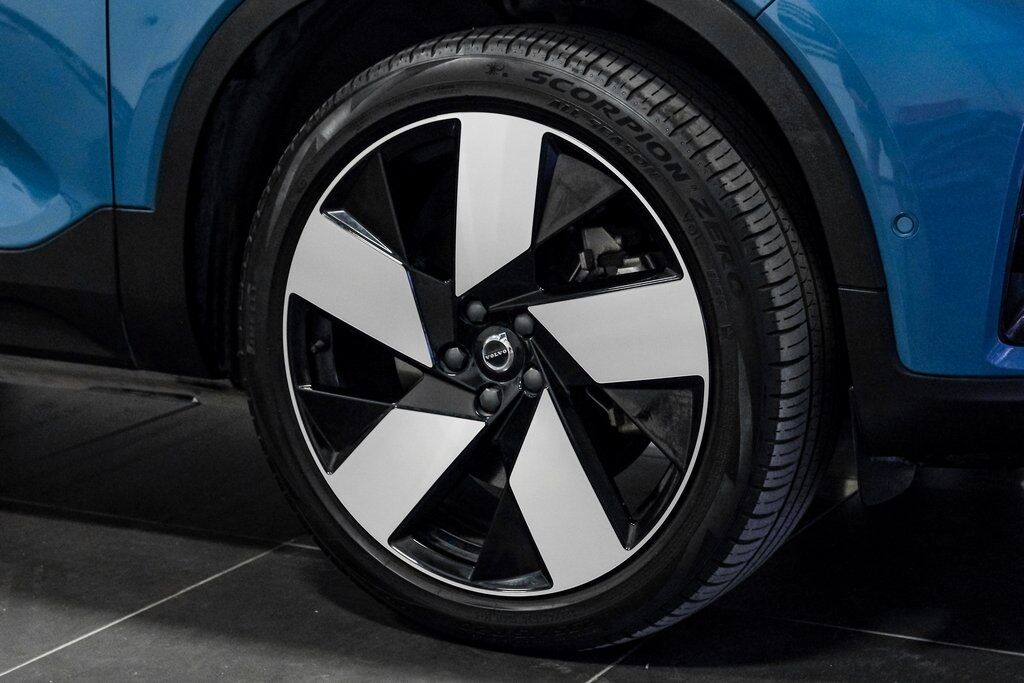 2023 Volvo C40 Recharge Ultimate photo 49