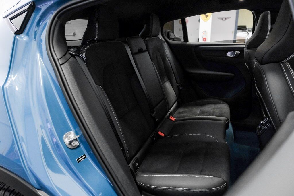 2023 Volvo C40 Recharge Ultimate photo 32