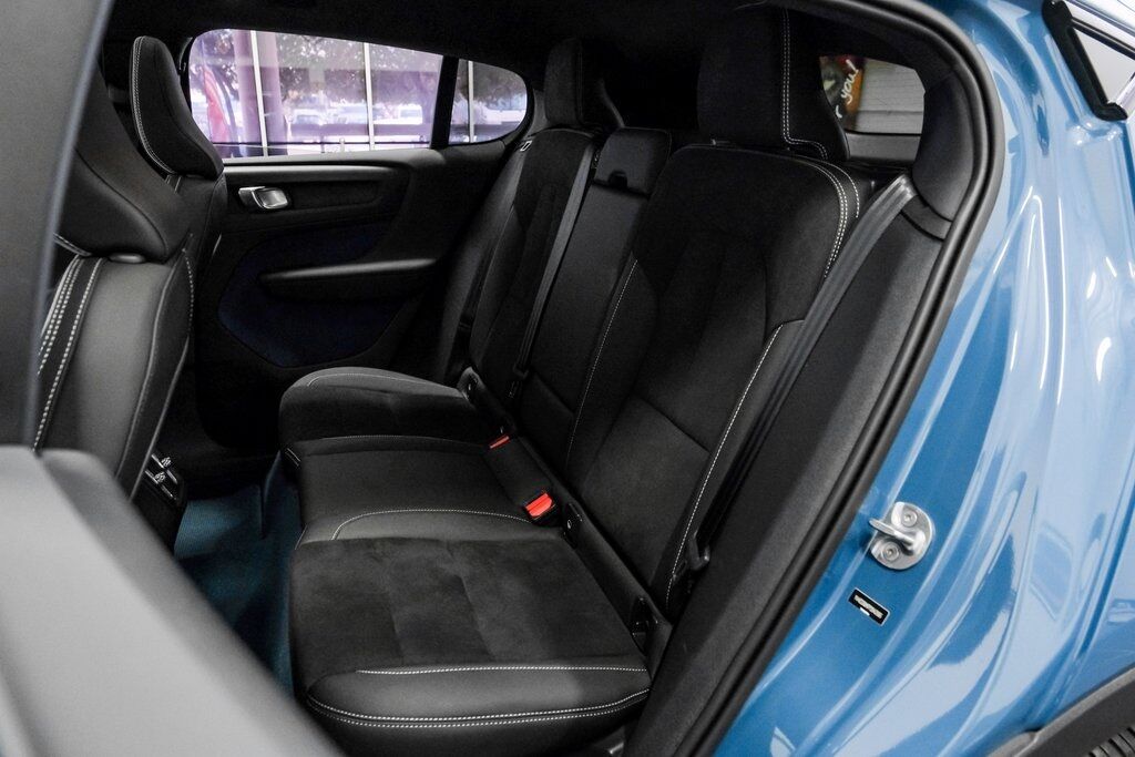 2023 Volvo C40 Recharge Ultimate photo 35