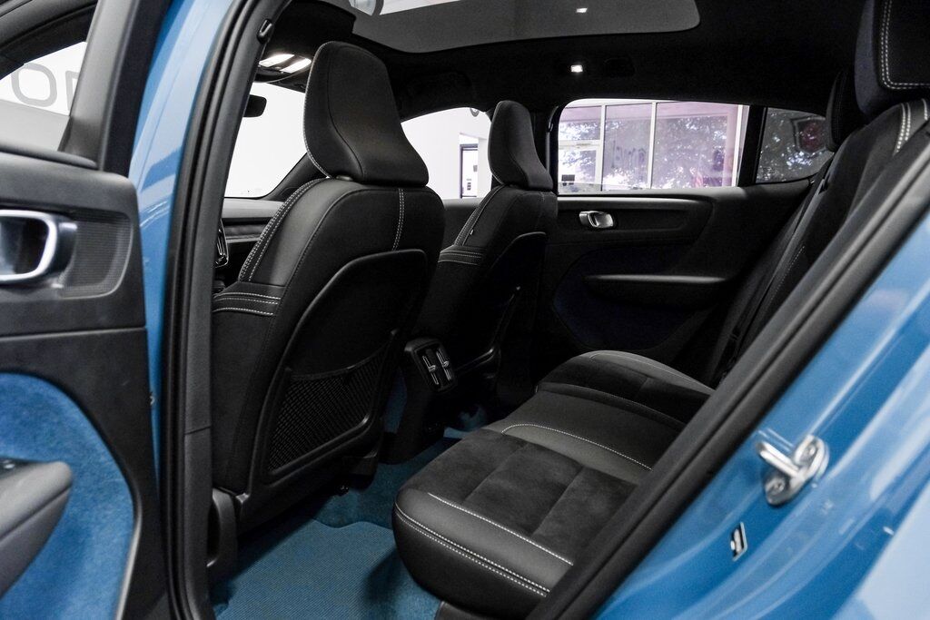 2023 Volvo C40 Recharge Ultimate photo 34