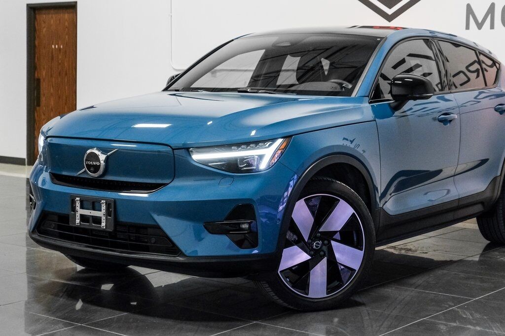 2023 Volvo C40 Recharge Ultimate photo 3