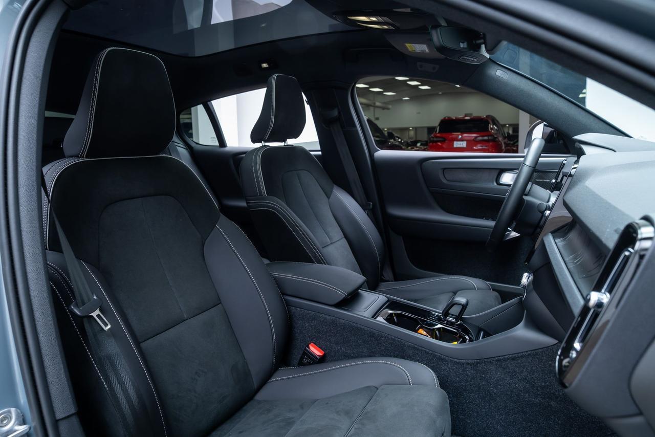 2023 Volvo C40 Recharge Pure Electric Ultimate Harman Kardon Sound Surround View Camera Portland OR
