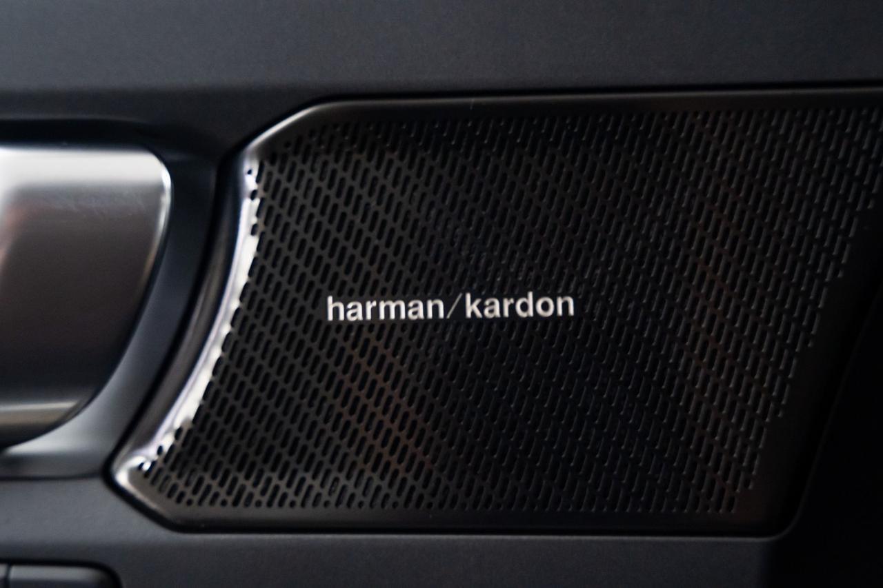 2023 Volvo C40 Recharge Pure Electric Ultimate Heated Seats Haman/Kardon Audio Portland OR