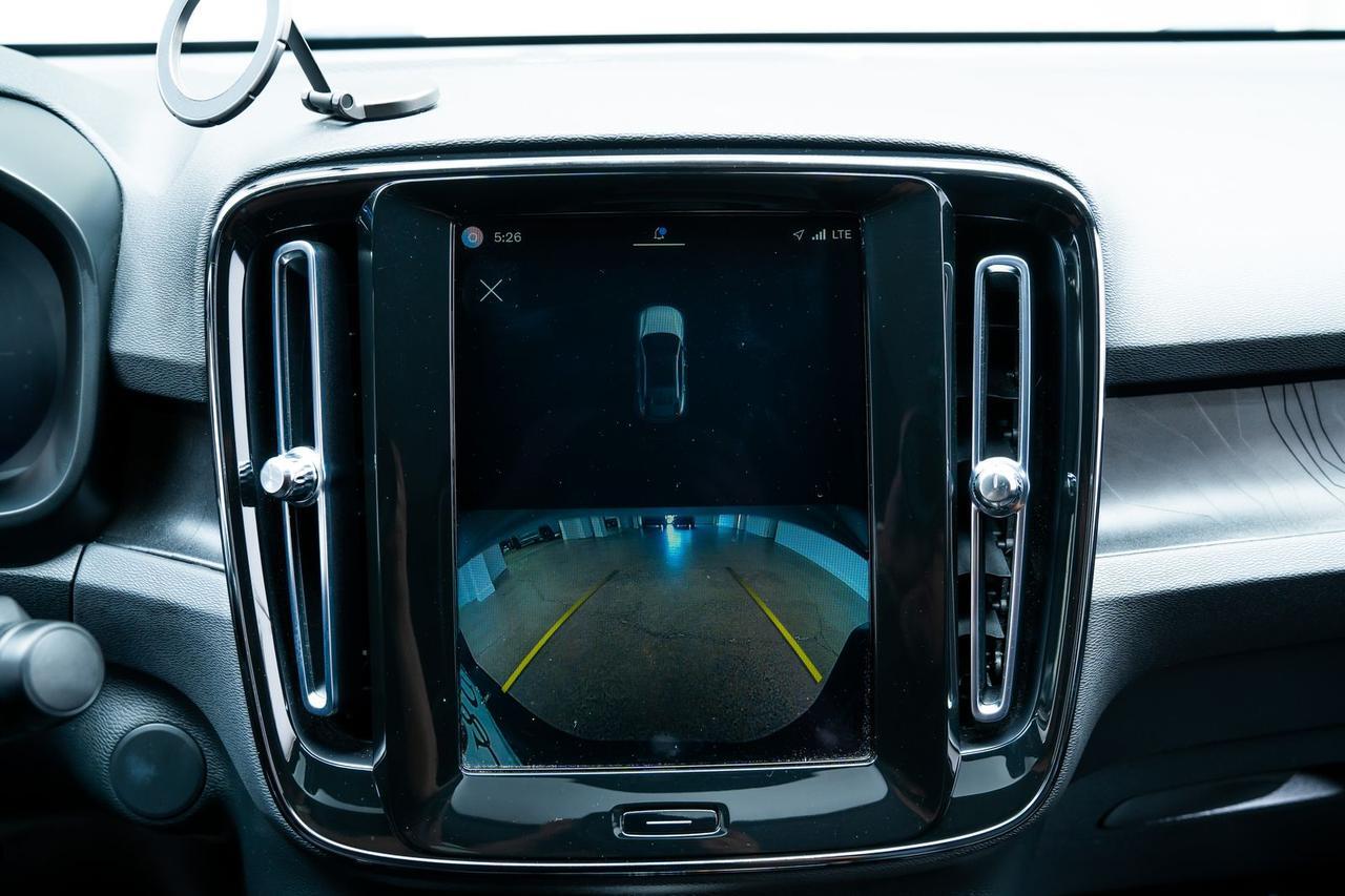 2023 Volvo C40 Recharge Pure Electric Ultimate Pilot Assist Harman Kardon Sound Portland OR