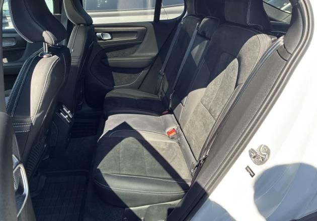 2023 Volvo C40 Recharge Pure Electric Ultimate Pilot Assist Harman Kardon Sound Portland OR