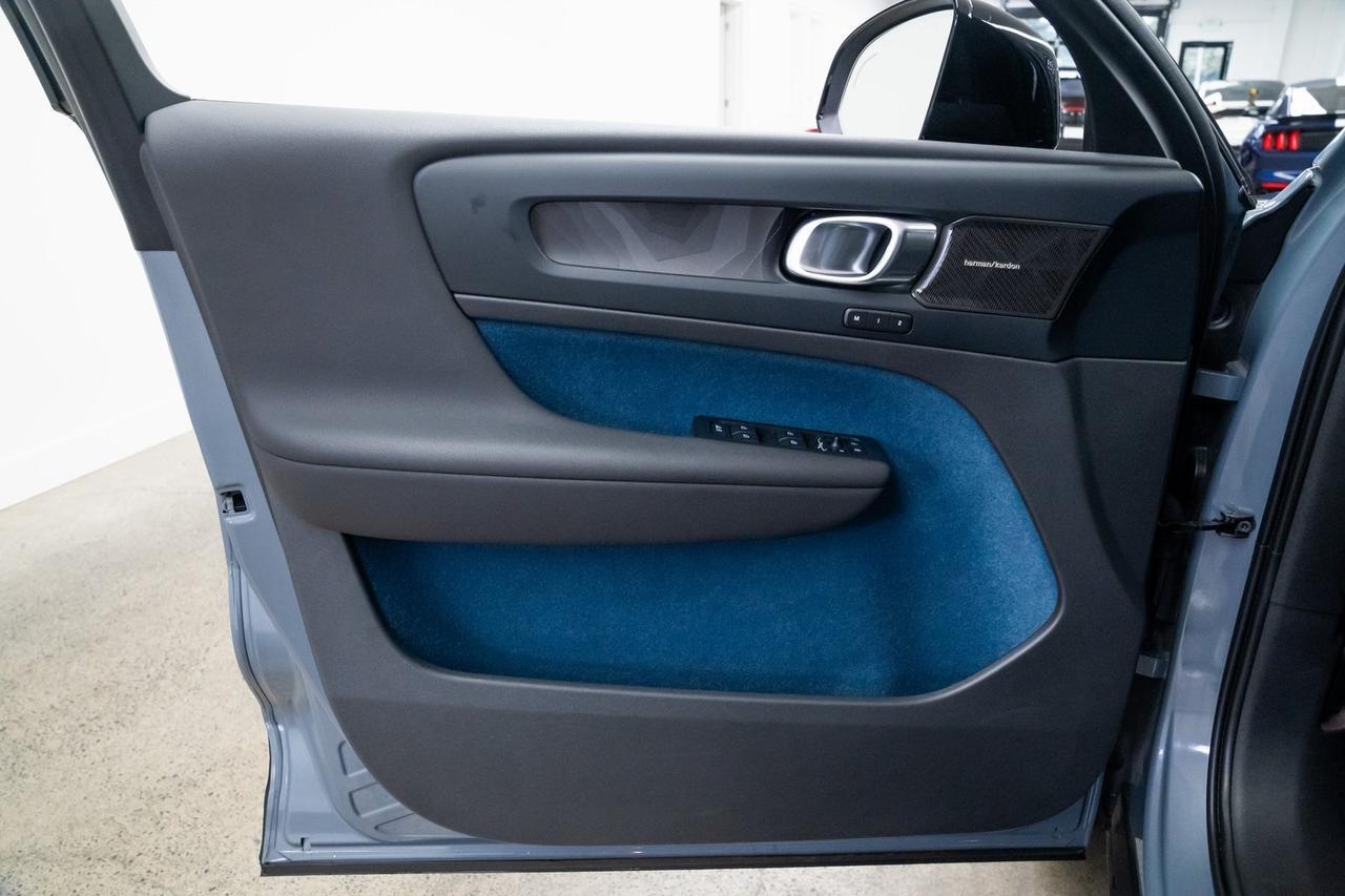 2023 Volvo C40 Recharge Pure Electric Ultimate Pilot Assist Surround View Camera Portland OR