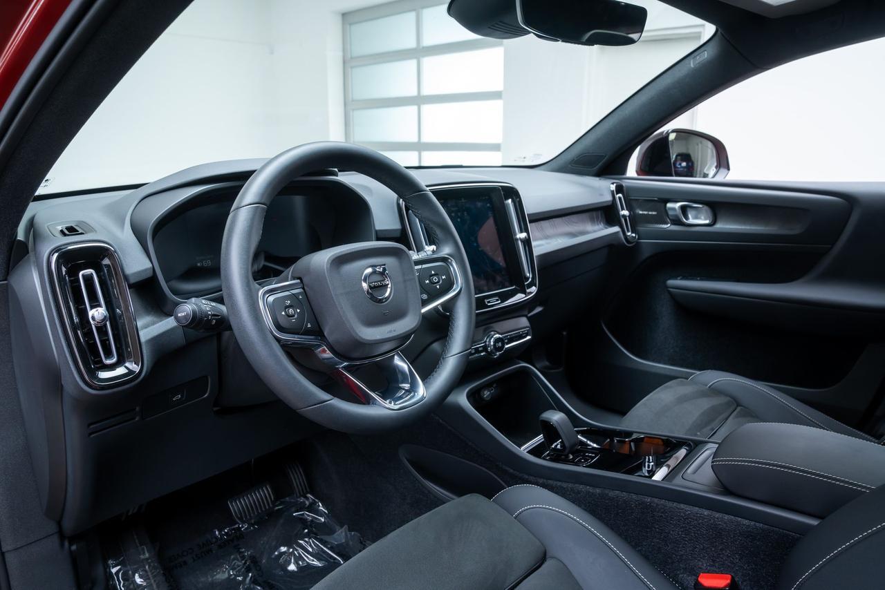 2023 Volvo C40 Recharge Pure Electric Ultimate Pilot Assist Surround View Camera Portland OR