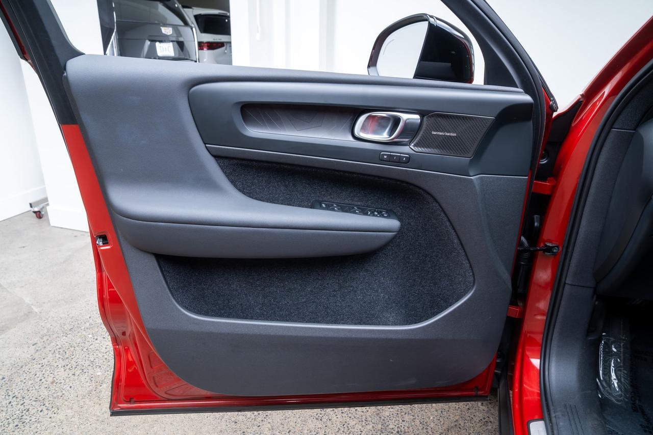 2023 Volvo C40 Recharge Pure Electric Ultimate Pilot Assist Surround View Camera Portland OR