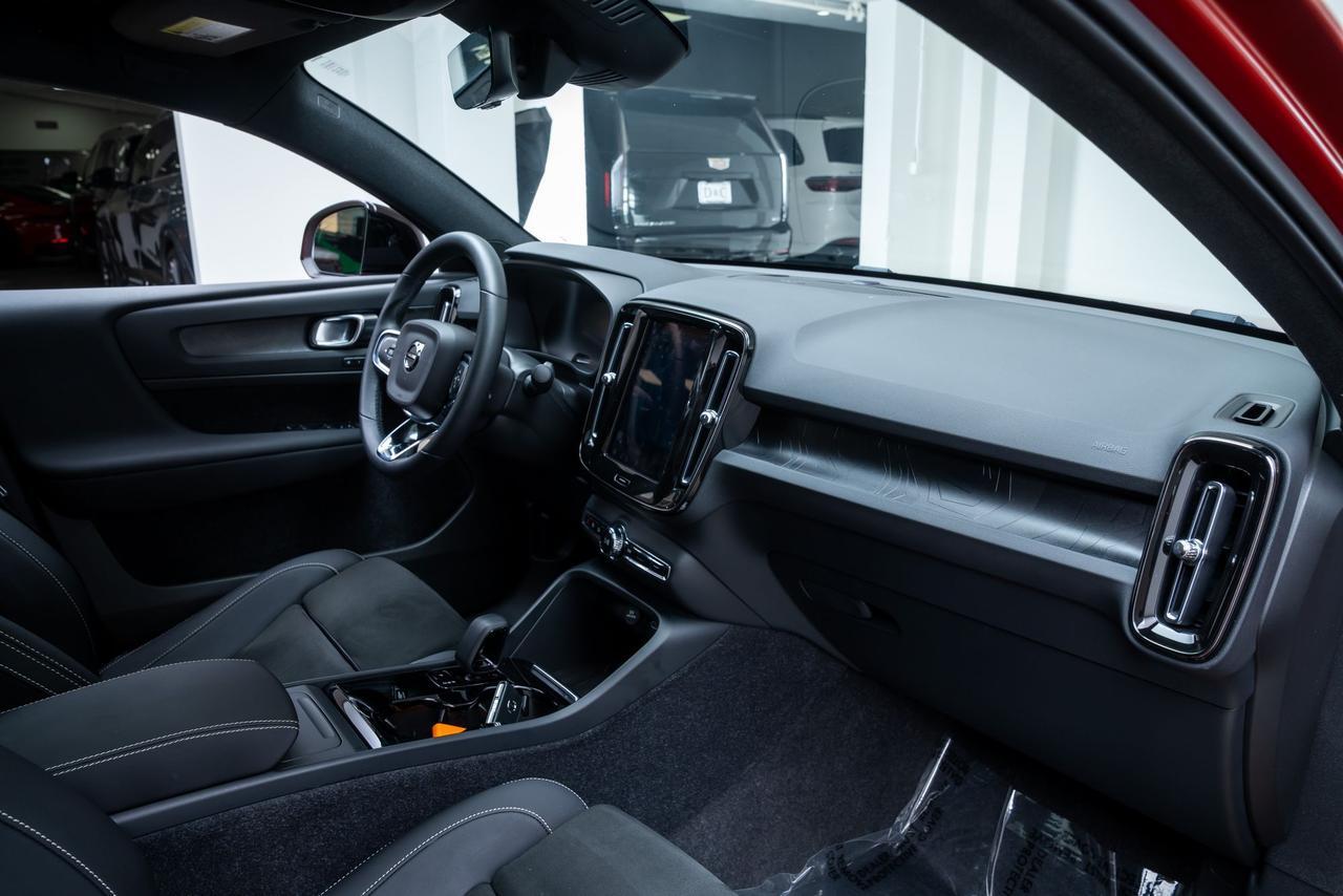 2023 Volvo C40 Recharge Pure Electric Ultimate Pilot Assist Surround View Camera Portland OR