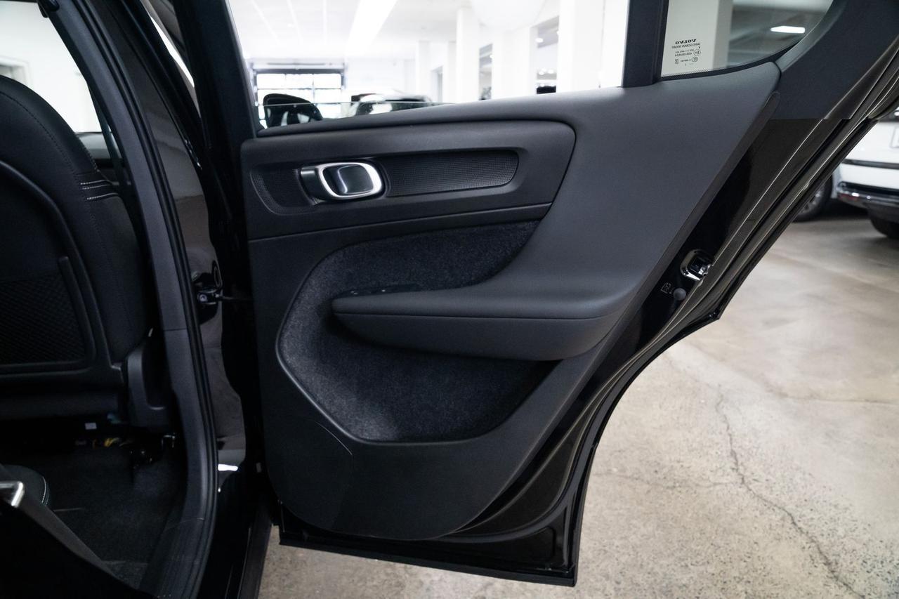 2023 Volvo C40 Recharge Pure Electric Ultimate Pilot Assist Surround View Camera Portland OR