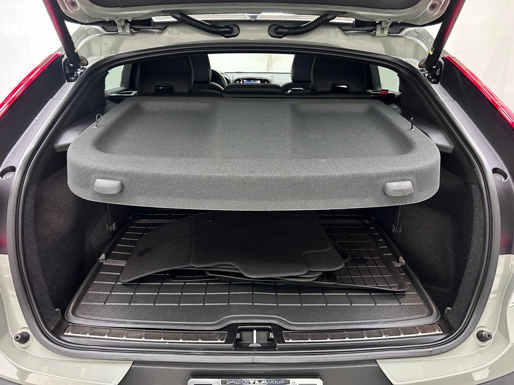 2023 Volvo C40 Recharge Pure Electric Ultimate Portland OR