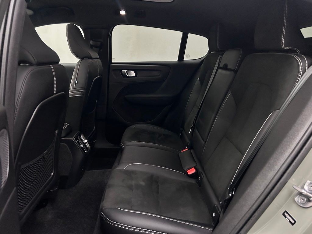 2023 Volvo C40 Recharge Pure Electric Ultimate Portland OR