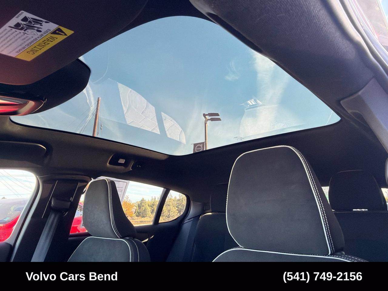 2023 Volvo C40 Recharge Pure Electric Ultimate Bend OR