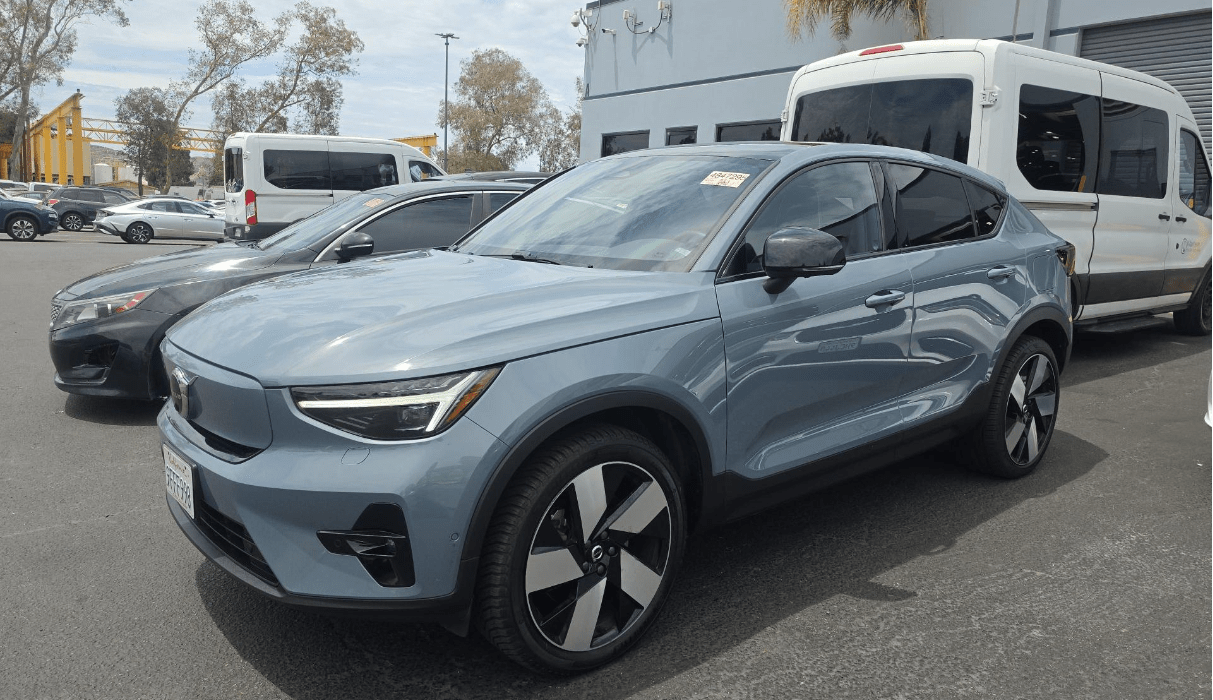 2023 Volvo C40 Recharge Pure Electric Ultimate Bend OR