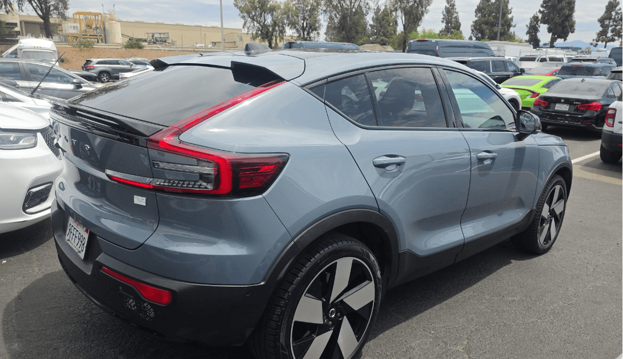 2023 Volvo C40 Recharge Pure Electric Ultimate Bend OR