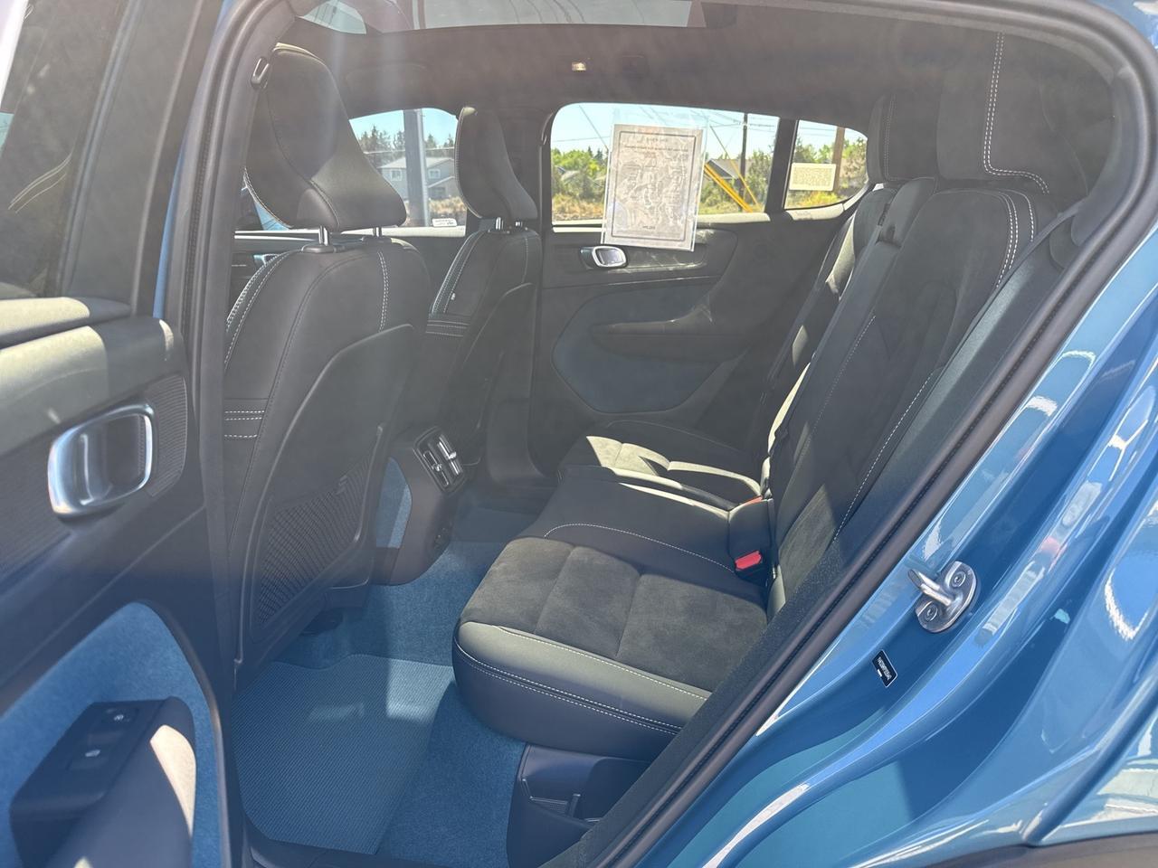 2023 Volvo C40 Recharge Pure Electric Ultimate Bend OR