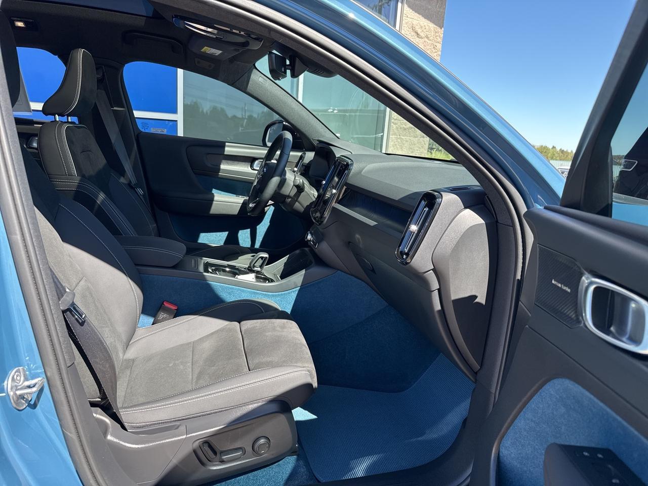 2023 Volvo C40 Recharge Pure Electric Ultimate Bend OR