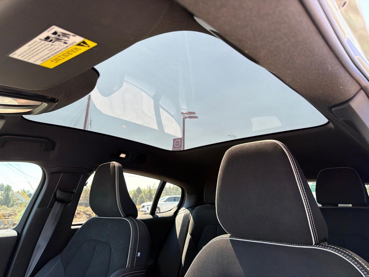 2023 Volvo C40 Recharge Pure Electric Ultimate Bend OR