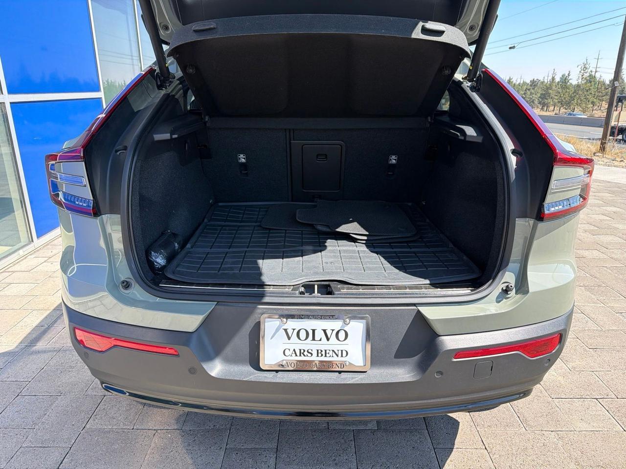 2023 Volvo C40 Recharge Pure Electric Ultimate Bend OR