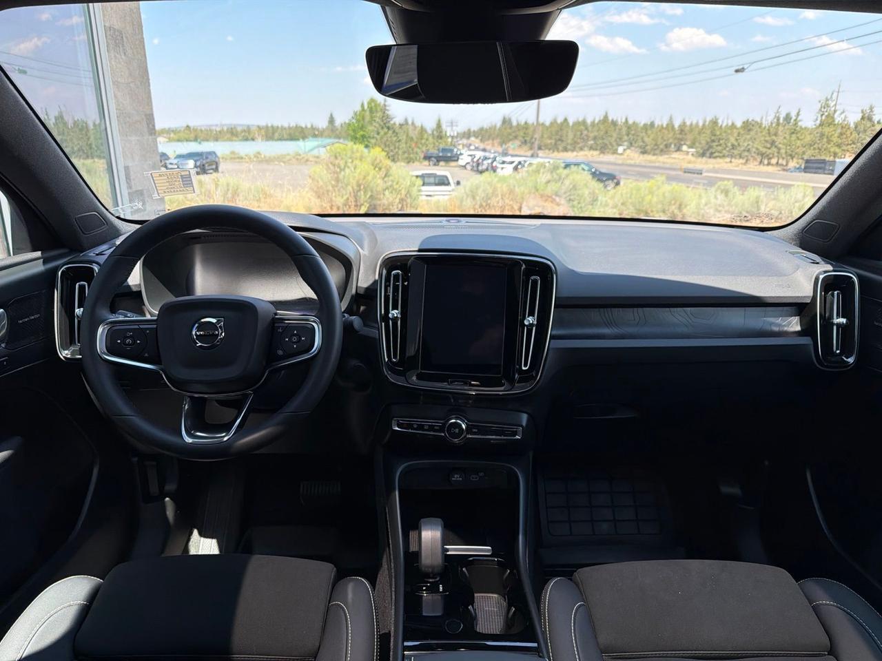 2023 Volvo C40 Recharge Pure Electric Ultimate Bend OR
