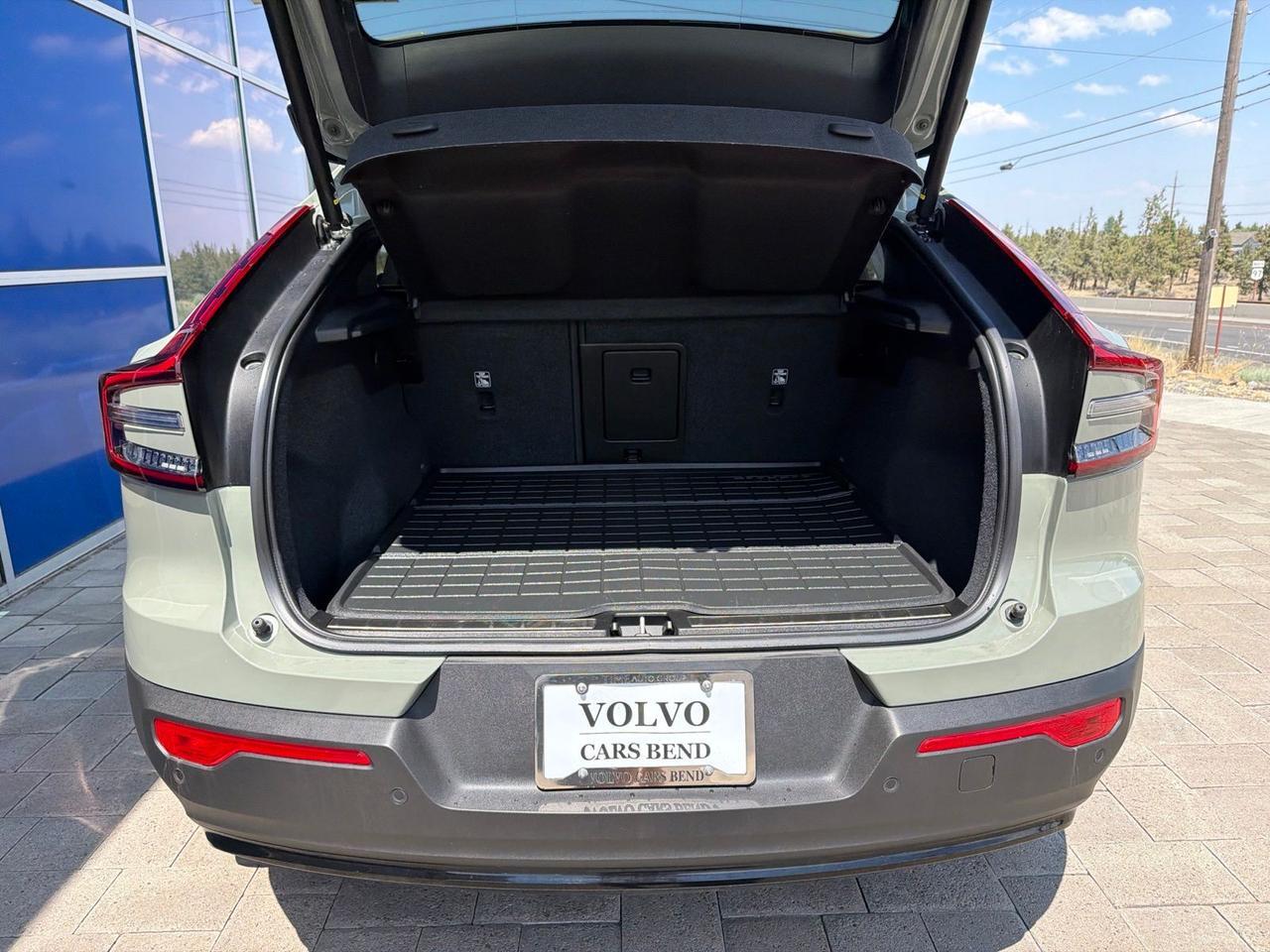 2023 Volvo C40 Recharge Pure Electric Ultimate Bend OR