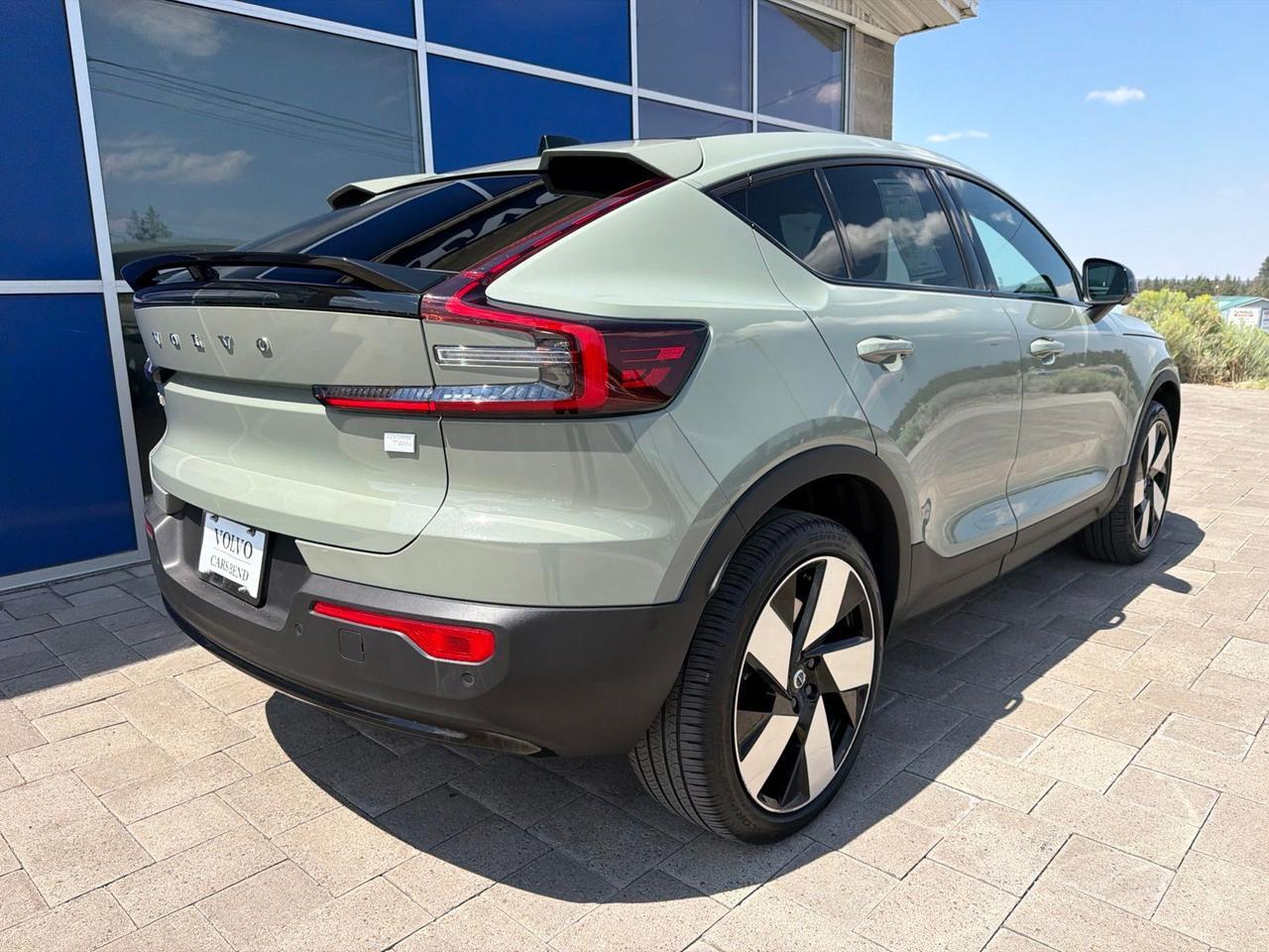 2023 Volvo C40 Recharge Pure Electric Ultimate Bend OR