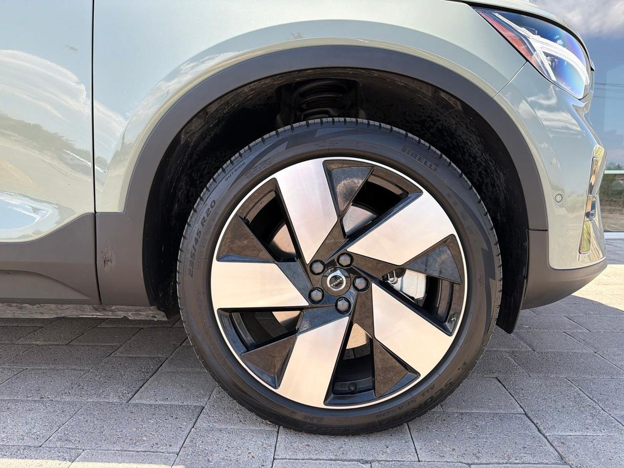 2023 Volvo C40 Recharge Pure Electric Ultimate Bend OR