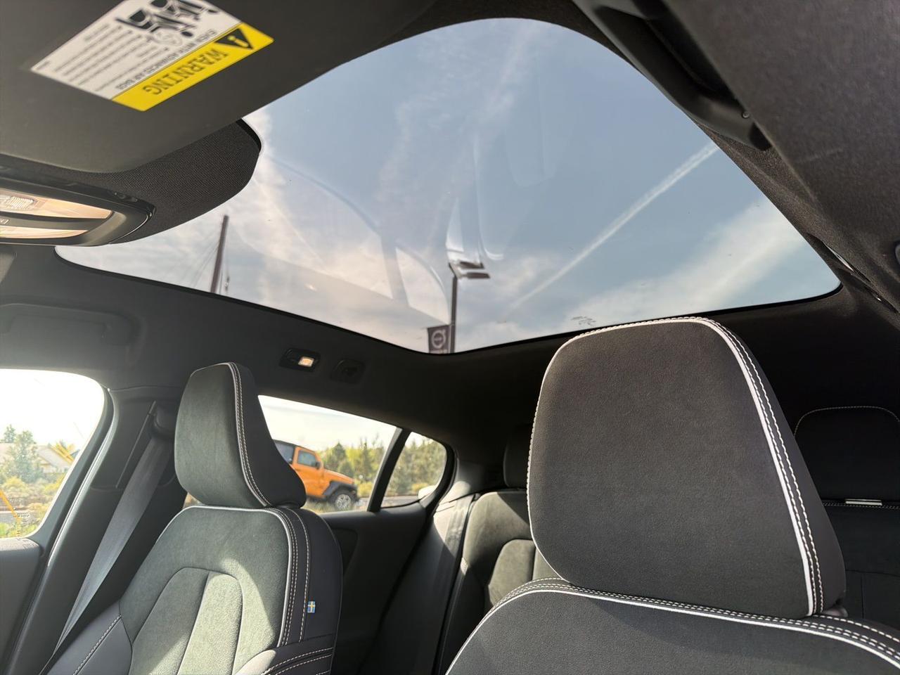 2023 Volvo C40 Recharge Pure Electric Ultimate Bend OR